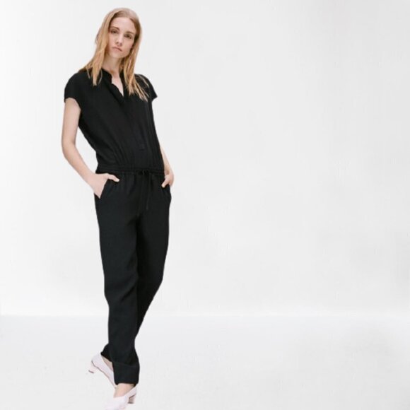 Aritzia Babaton "Donnie" Jumpsuit in Black - Size Small - Picture 1 of 12
